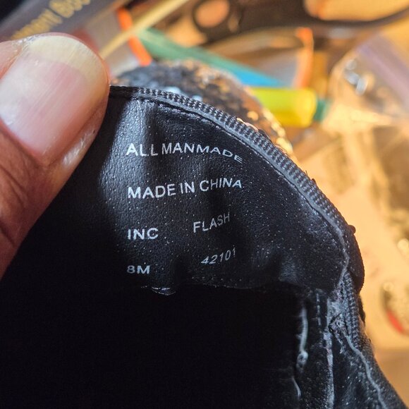 INC Men's Flash Slip-on sneakers 8M Black & White sequins pre-owned - Picture 6 of 6